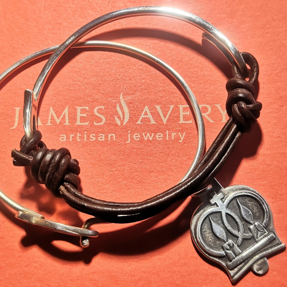 TWO JAMES AVERY  BRACELETS / AVERY BELLS CANDLES CHARM